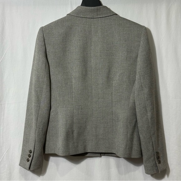 Anne Klein Suit Size 10P Lined Grey Blazer Long Sleeve Collared 2 Button Front - Picture 3 of 8